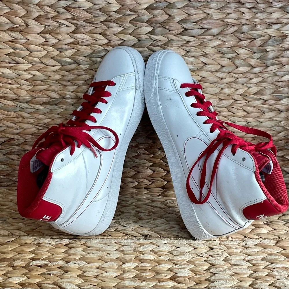 Nike Blazer SP High Sneakers White‎ Red Lined